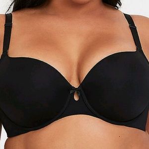 NEW Torrid 360 Back Smoothing Shirt Bra
